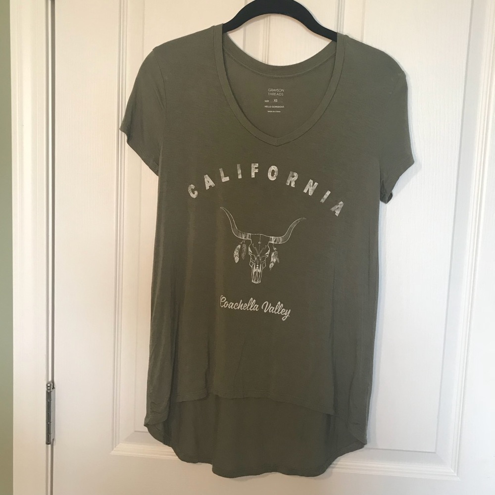 Flowy T-shirt with Graphic Design